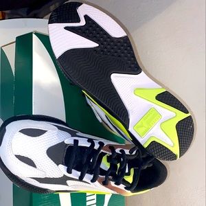 RS-X3 Neo Fade Puma P White-fizzy yellow-P black.